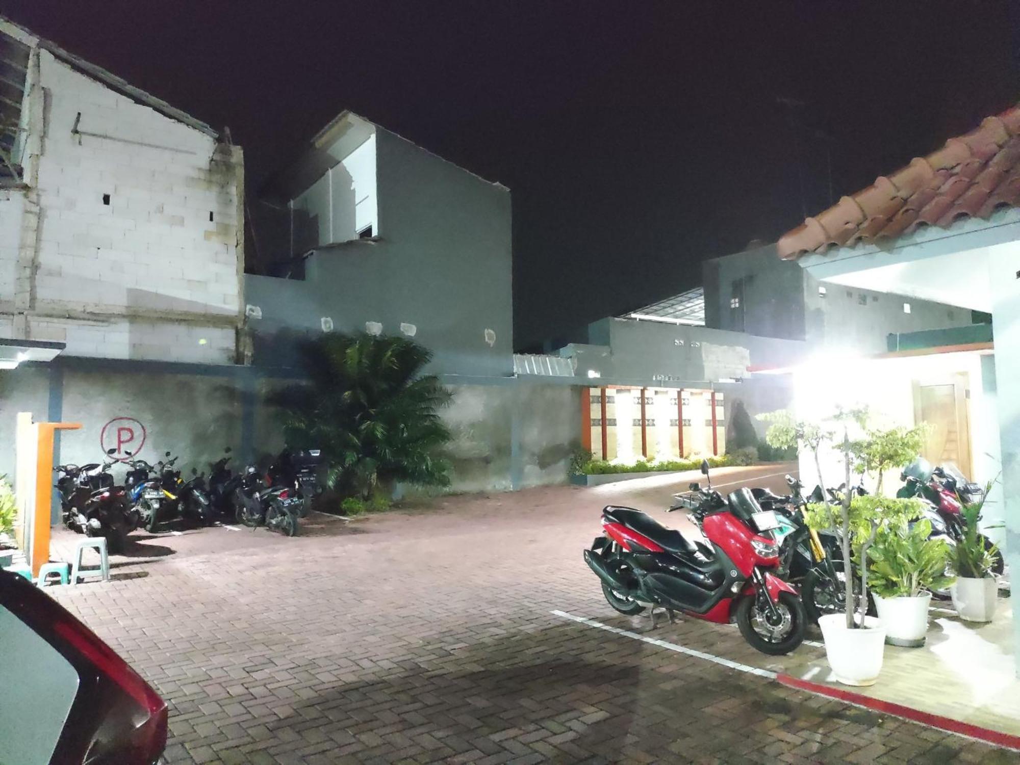 Hotel Cibening 푸르와카르타 외부 사진